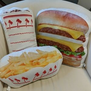 EXCLUSIVE In-N-Out Pillow Set